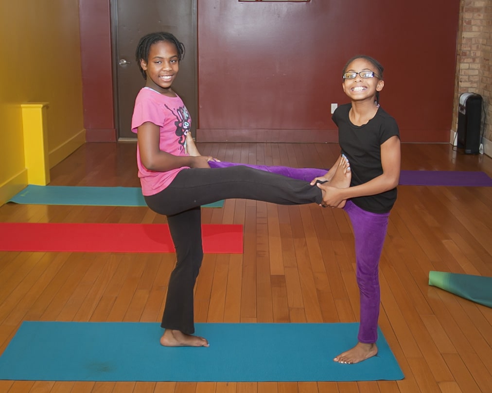 Yoga Poses For Kids 2 People Kayaworkout.co